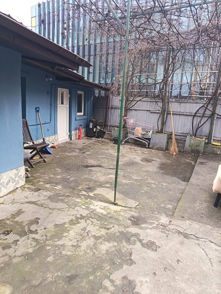 Unirii, Mircea Voda.