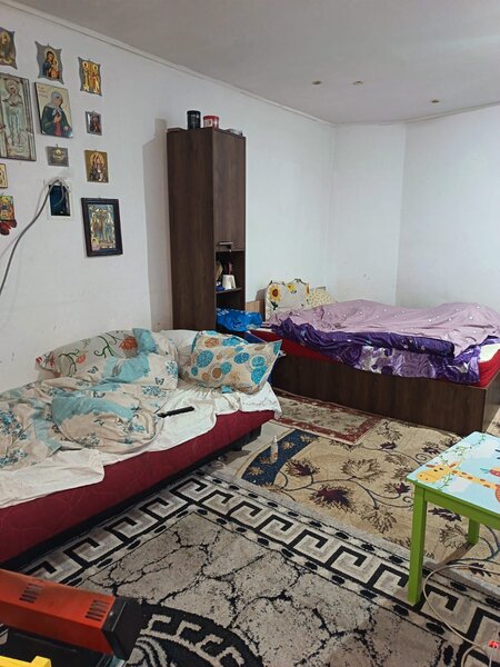 Unirii, Mircea Voda.