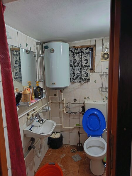 Unirii, Mircea Voda.